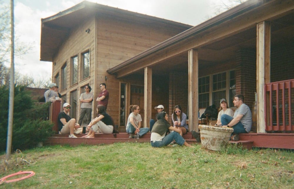 Chatting in the Tennessee Valley